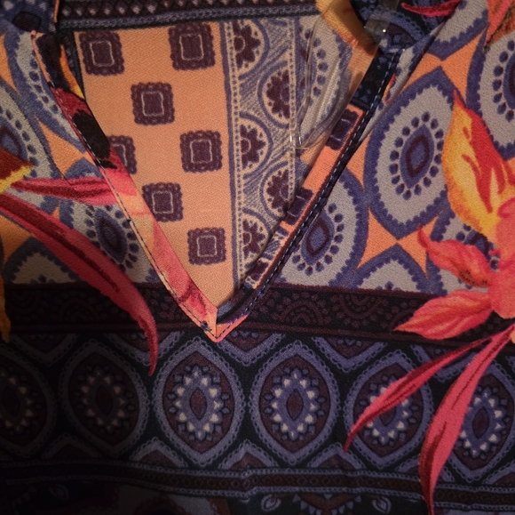 Lildy Women's Colorful 3/4 Length Sleeve Tunic Top Size XL NWT - Picture 6 of 9